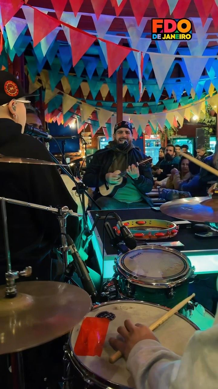 Pagode ao vivo