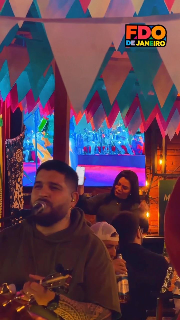 Cantando con la banda