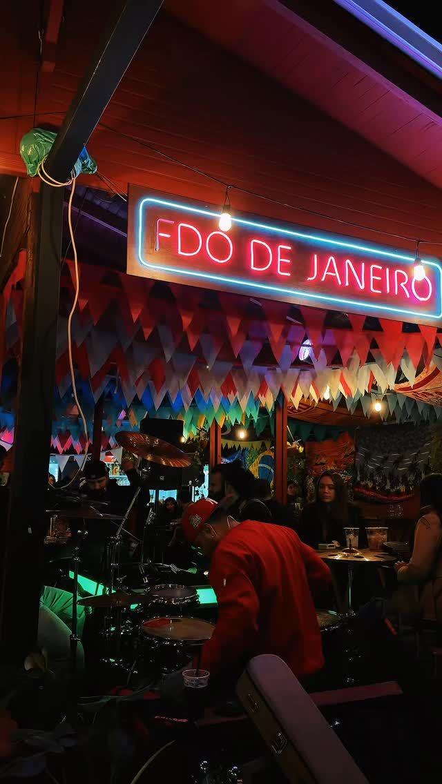 Neón Fdo de Janeiro